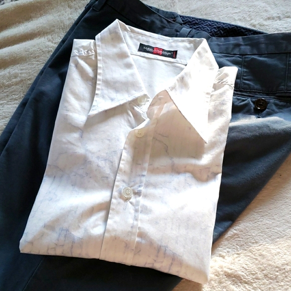 Yashi Yamamuri - Picture 1 of 9